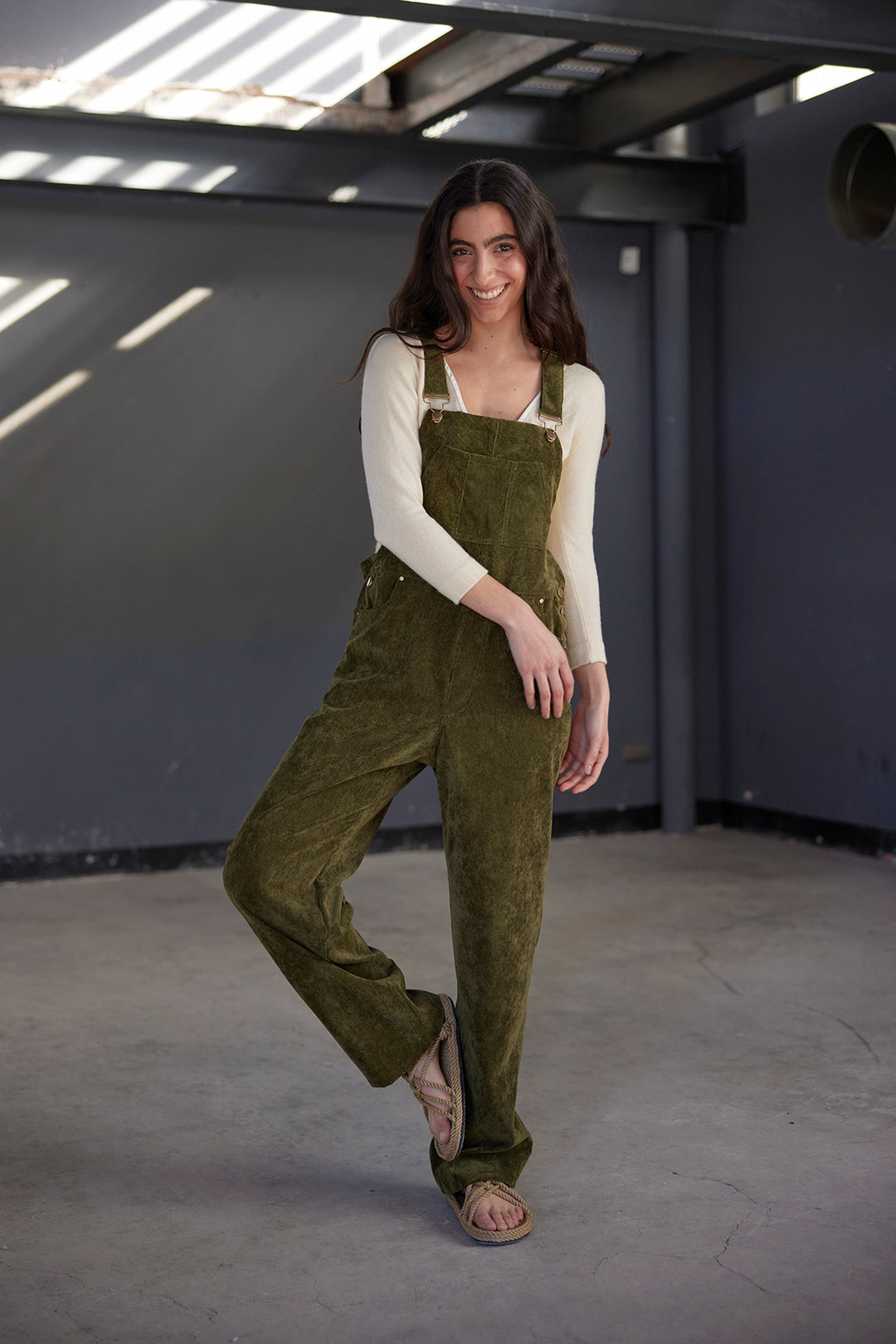 Cotelé Green Moss Planter